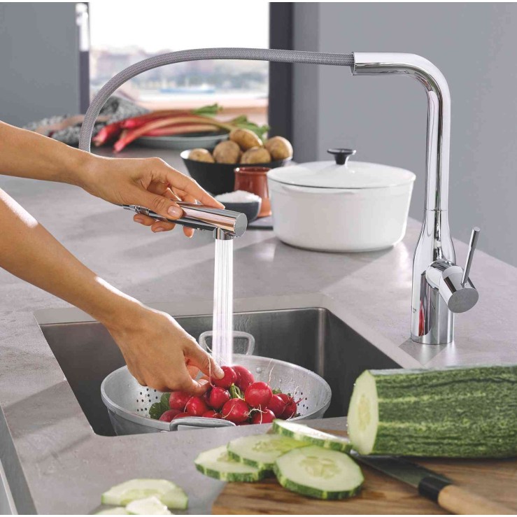 GROHE Essence кухненски смесител с L-чучур, издърпващ се душ с 2 функции, ПРОМО 30270000